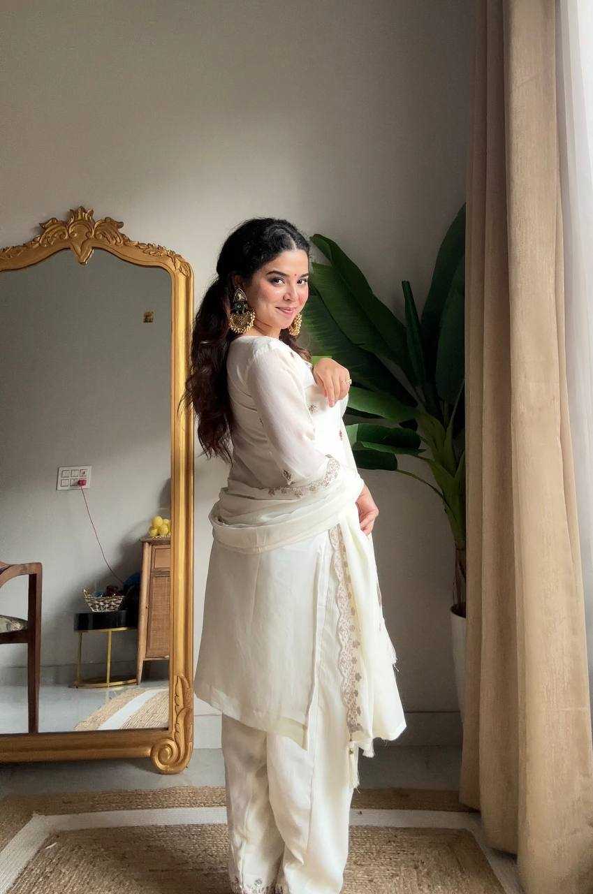 Chinon Embroidery Salwar Suit